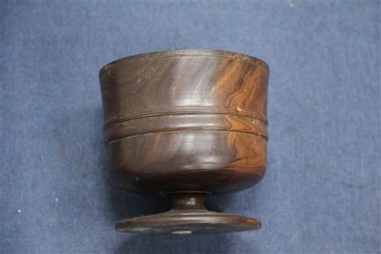 A late 17th century lignum vitae wassail cup, 8in.